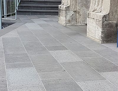 Bodenbelag in Naturstein